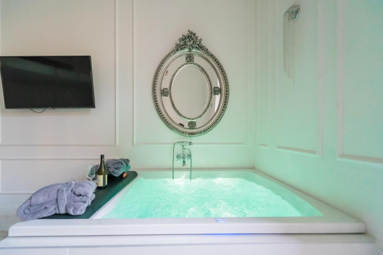 Jacuzzi Sinagoga View Lejlighed Budapest Eksteriør billede