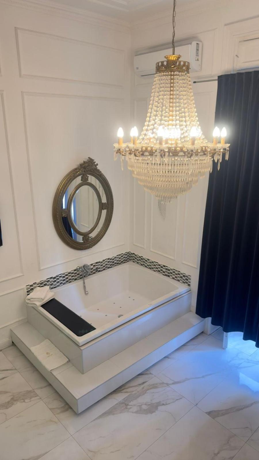 Jacuzzi Sinagoga View Lejlighed Budapest Eksteriør billede