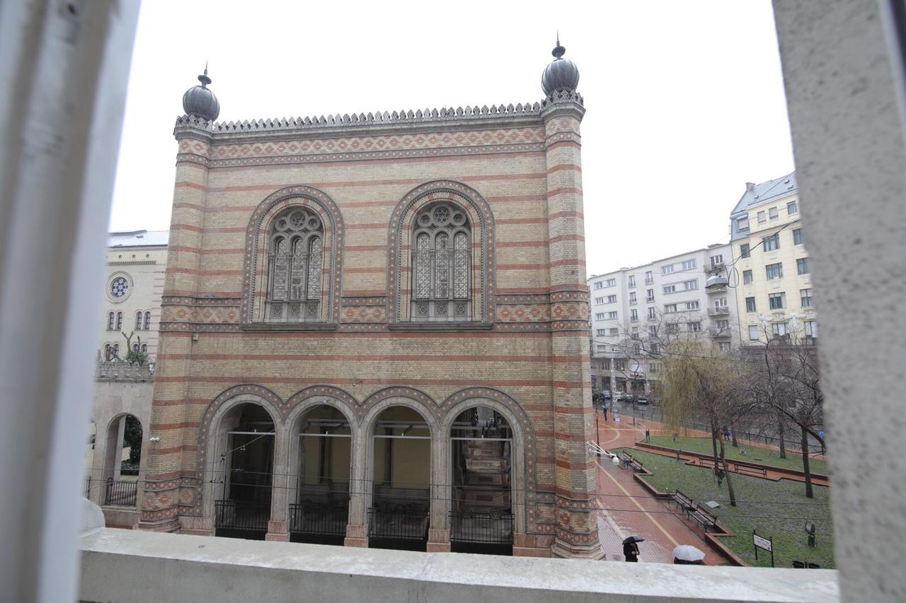 Jacuzzi Sinagoga View Lejlighed Budapest Eksteriør billede